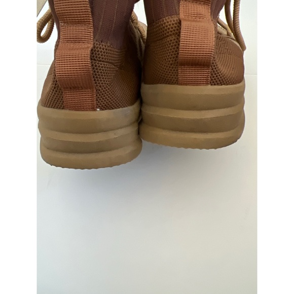 SIA Collective - Size 11 - Picture 6 of 6